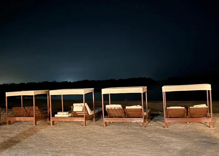 Mangrove Camp Отель *