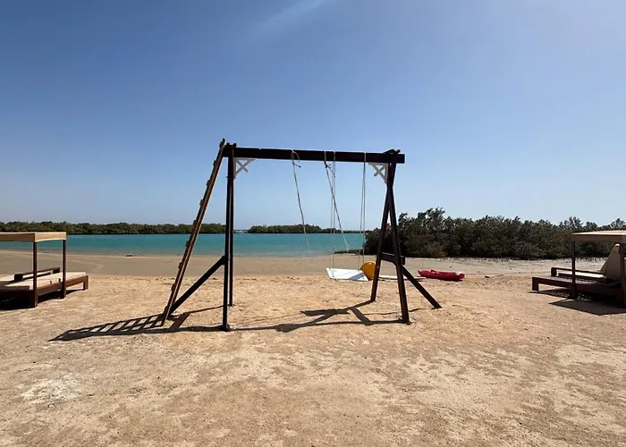Отель Mangrove Camp